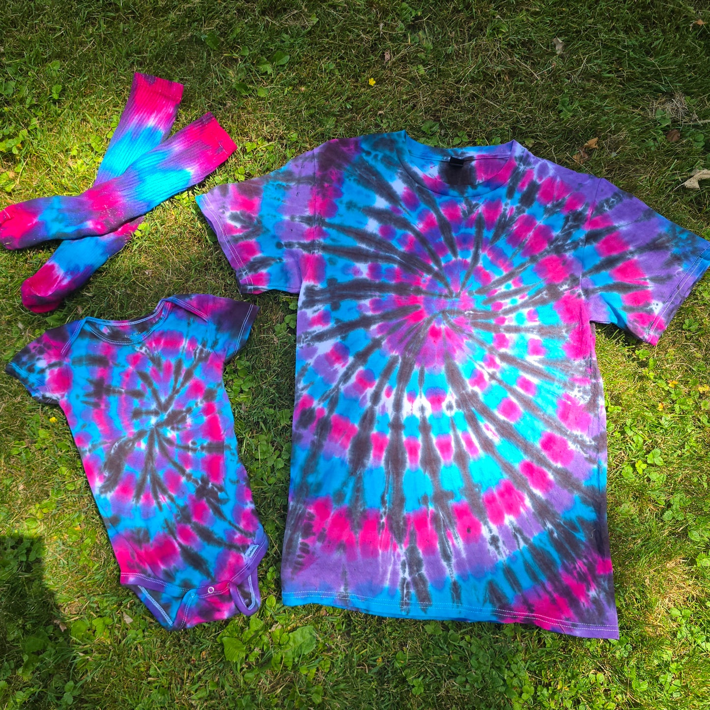 July Exclusive Socks: Trippy Galaxy