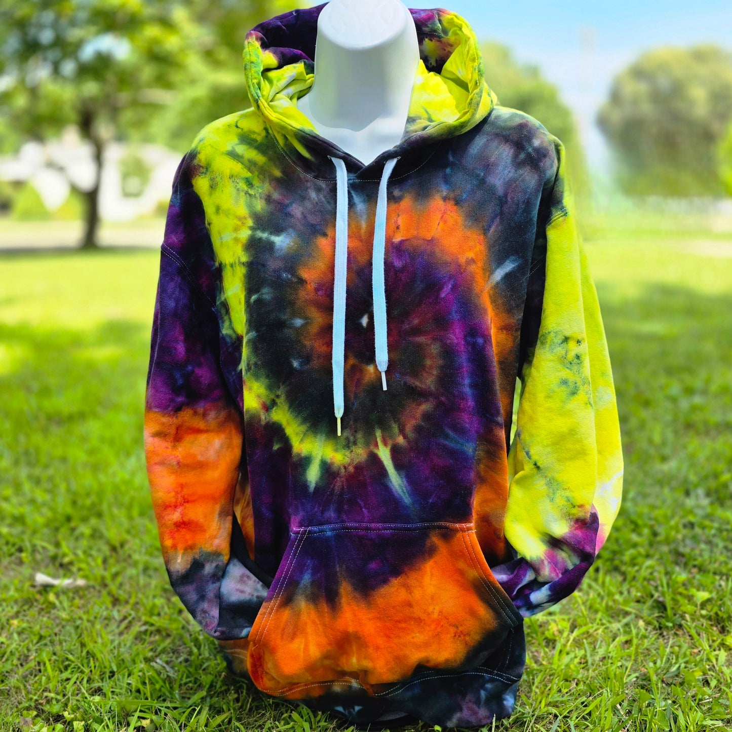 Halloween Spiral Ice Dye