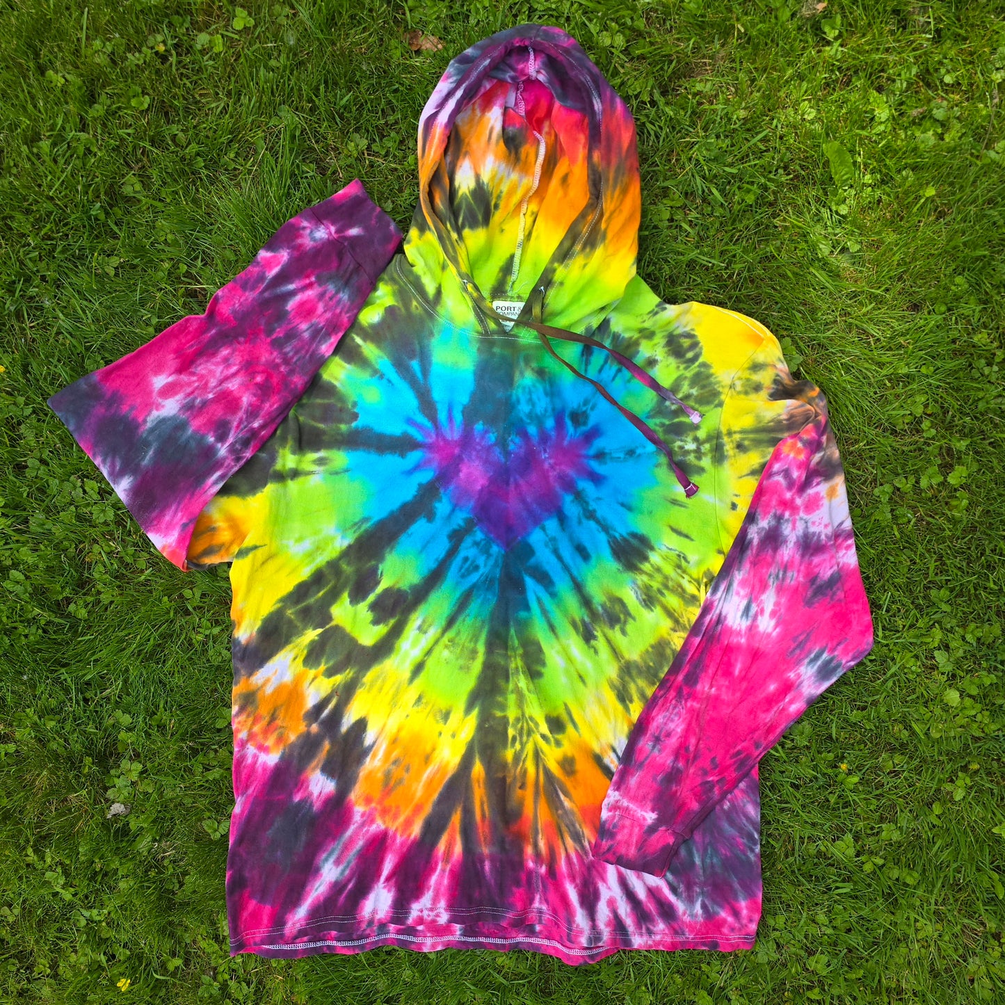 Black Rainbow Firework Heart
