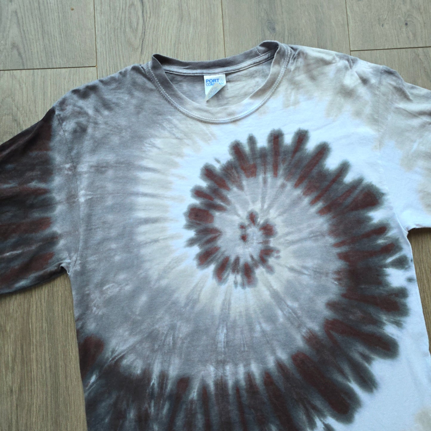 Monochrome Spiral