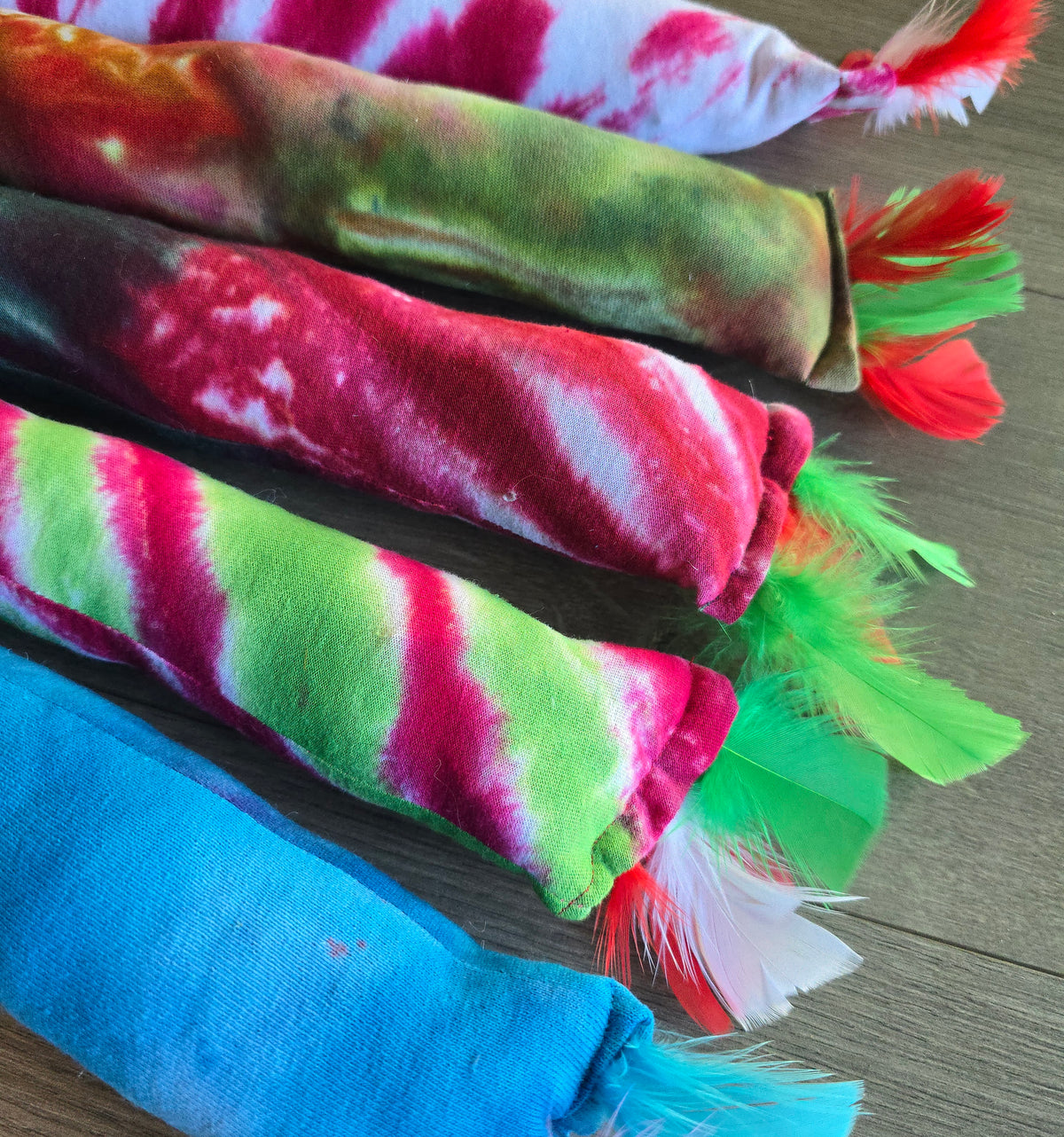 Catnip Kickers - Holiday Colors