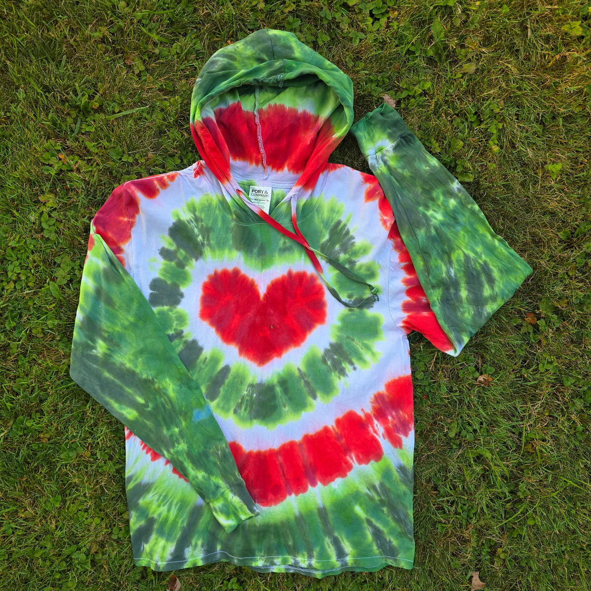 Holly Jolly Heart Tie Dye